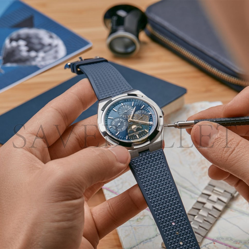 vacheron Co*sta*t*n overseas perpetual calendar ultra-thin 41.5 mm watch 4300v/220g-b945